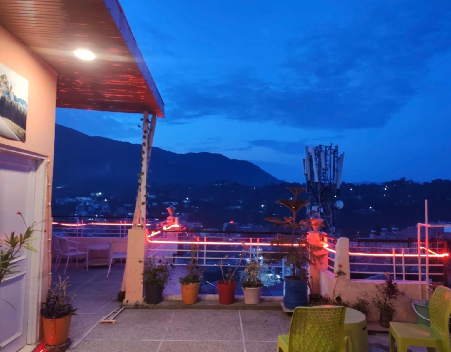 Hotel Solan Regency Zewnętrze zdjęcie